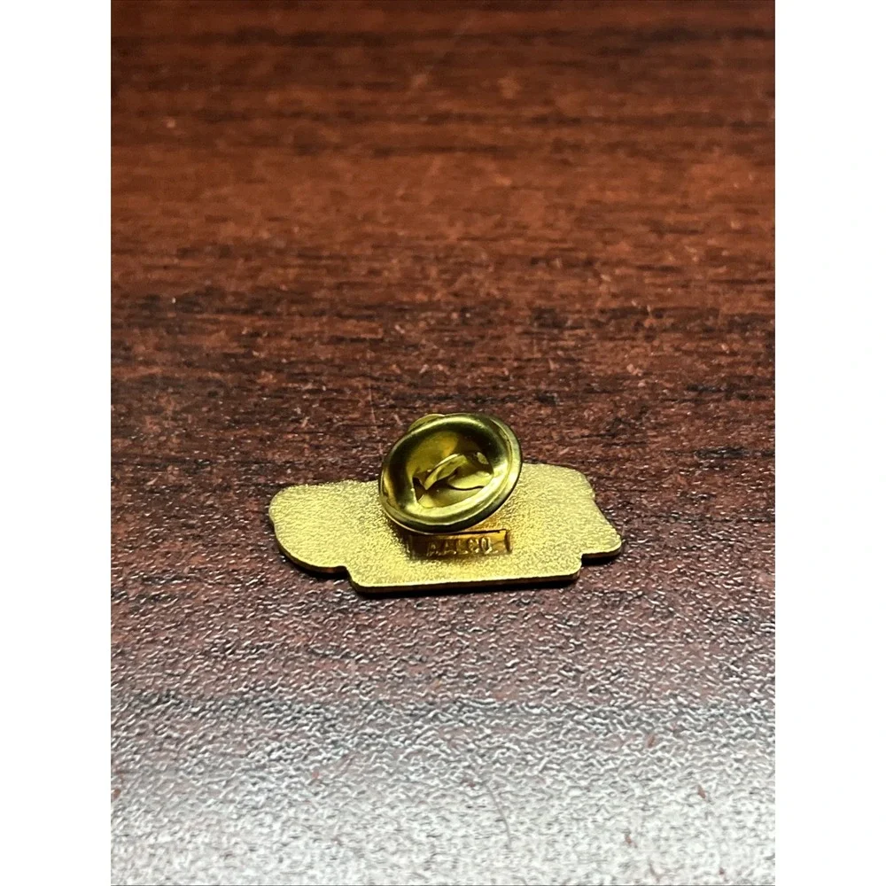 1988 Pacific National Exhibition PNE Fanfair Vancouver Canada Lapel Hat‎ Pin